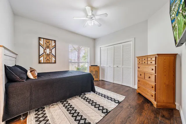 Residence photo 31