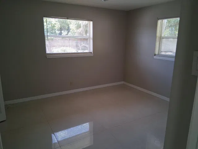 Residence photo 6