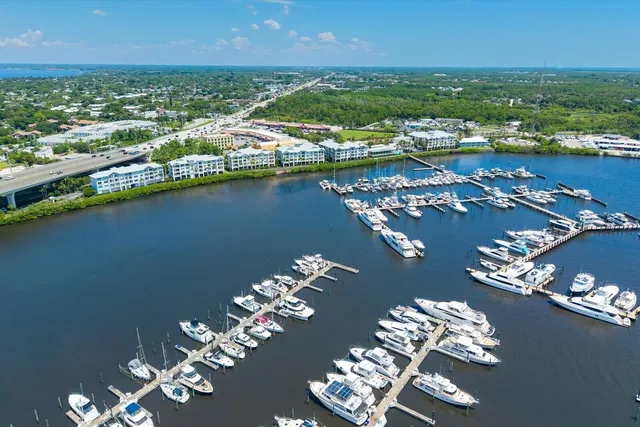Harborage Yacht Club Unit 302 photo 43
