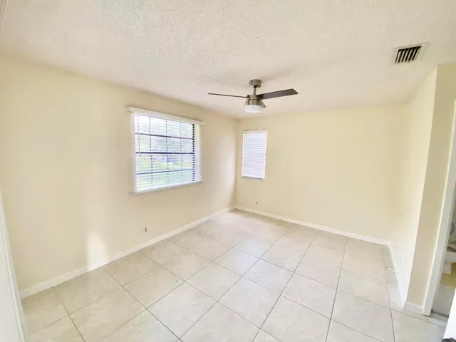  Unit L229 photo 4