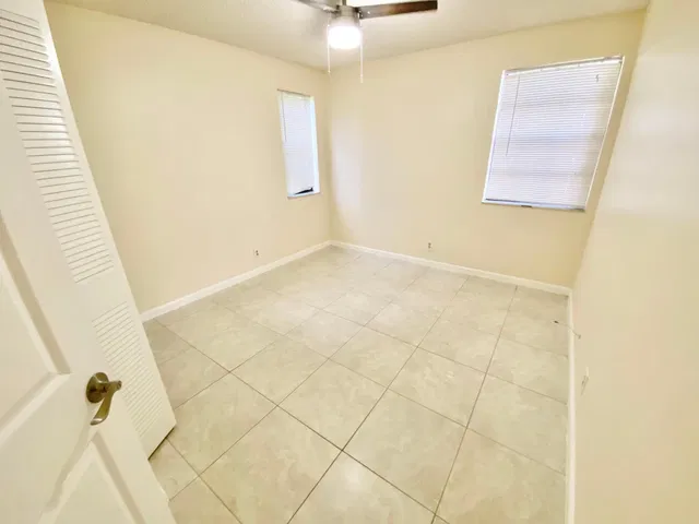  Unit L229 photo 8