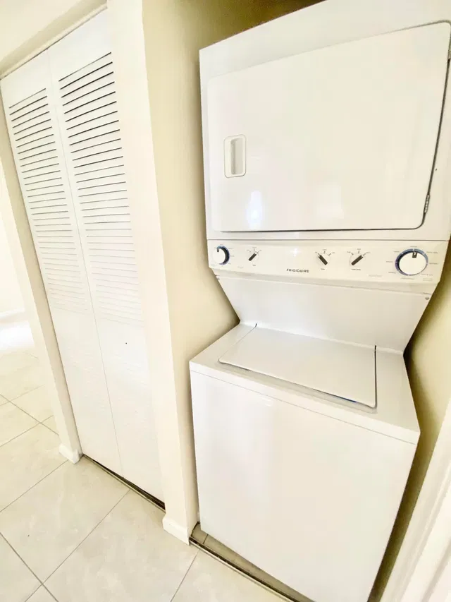  Unit L229 photo 10