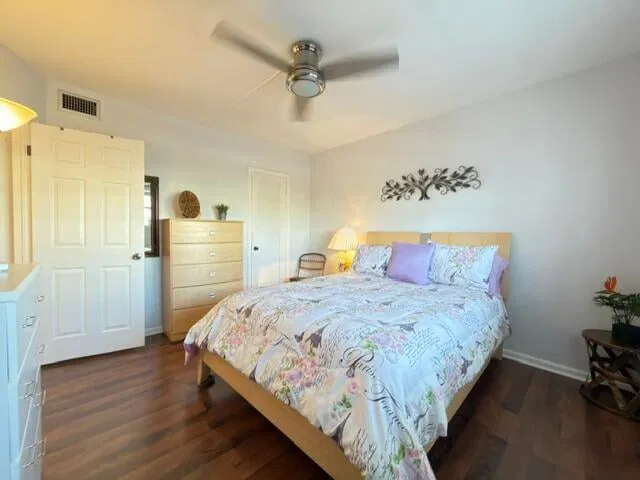 Unit 306 photo 17