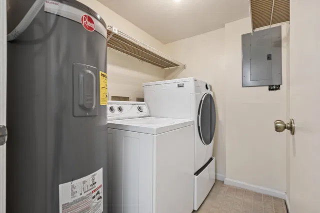 Unit 402 photo 20