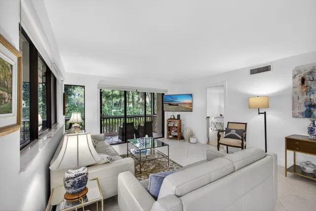PGA National Palm Beach Gardens Residence photo 14
