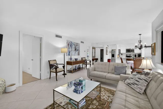 PGA National Palm Beach Gardens Residence photo 27