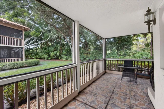 PGA National Palm Beach Gardens Residence photo 38