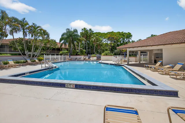 PGA National Palm Beach Gardens Residence photo 47
