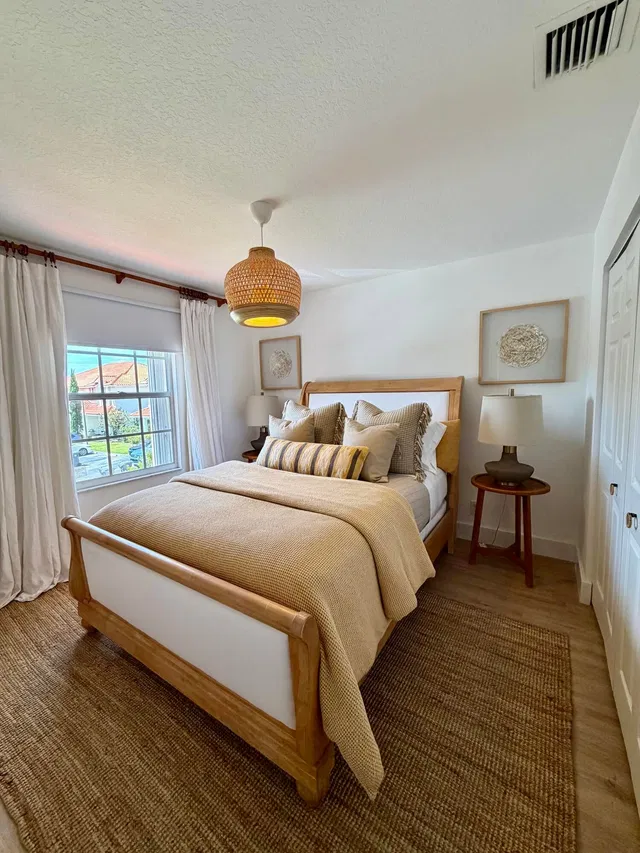 Residence photo 20