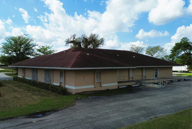 Residence photo 4