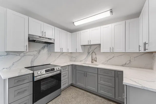 Residence photo 10