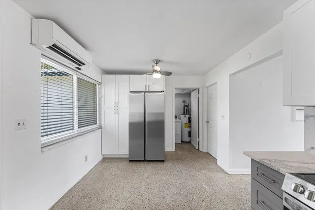 Residence photo 11