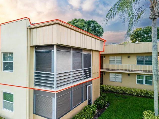 Unit 509 photo 3