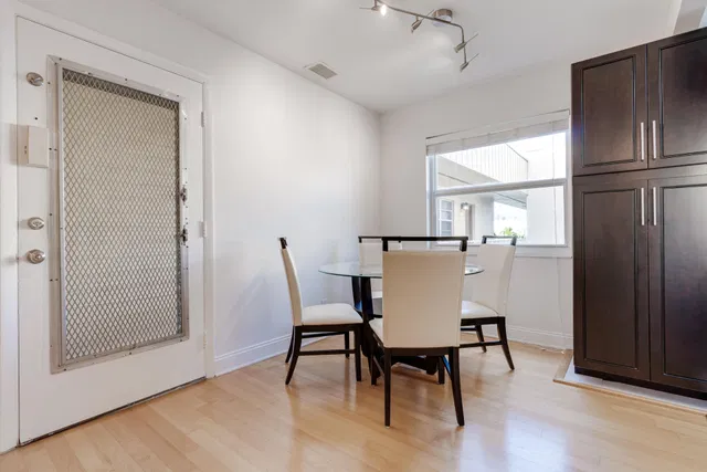 Unit 509 photo 22