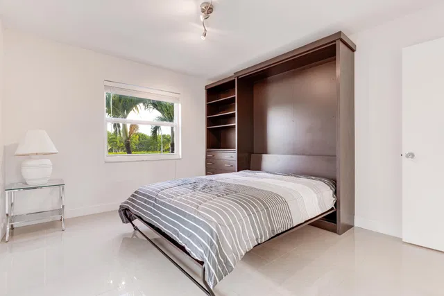 Unit 509 photo 40
