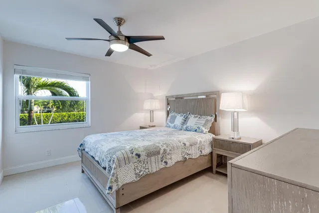 Unit 509 photo 45