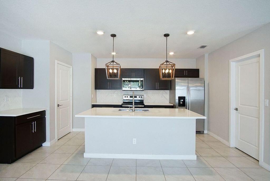 Residence photo 5