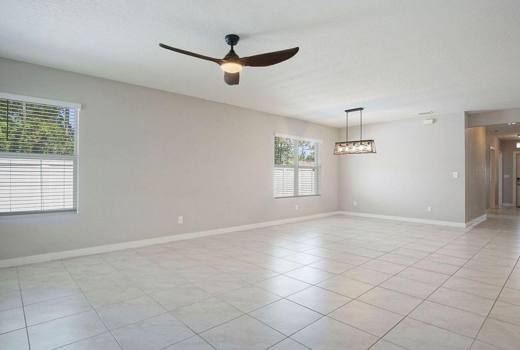 Residence photo 6