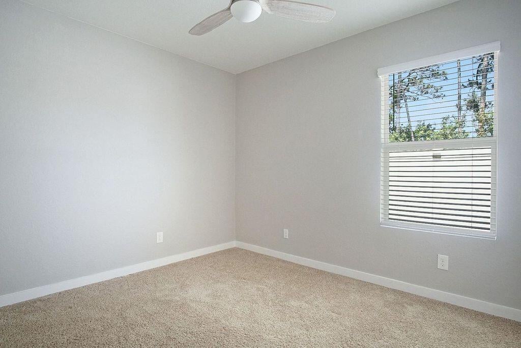 Residence photo 12