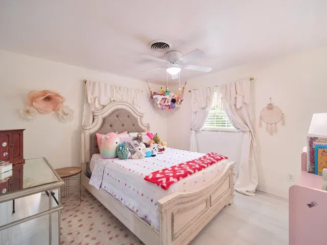 Residence photo 14