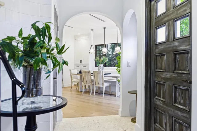 SoSo West Palm Beach Residence photo 4