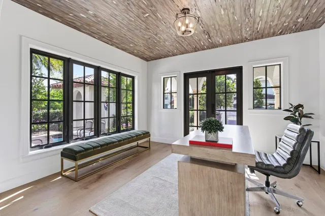 SoSo West Palm Beach Residence photo 23