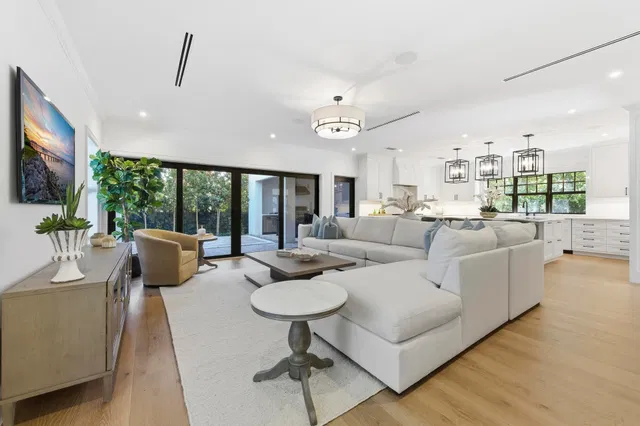 SoSo West Palm Beach Residence photo 24