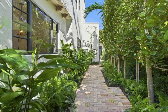 SoSo West Palm Beach Residence photo 34