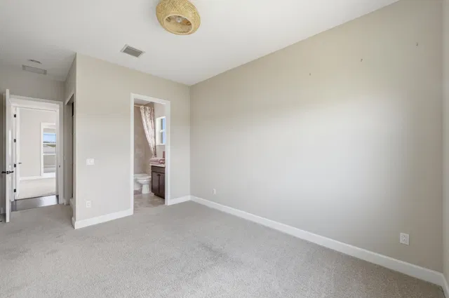  Residence photo 24