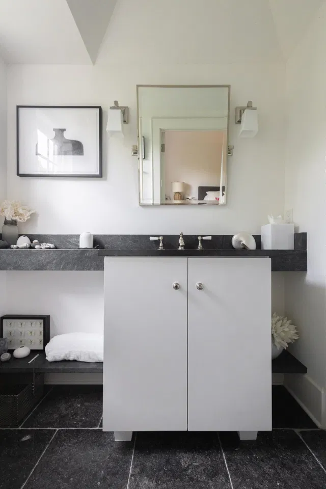 Unit 22 photo 16