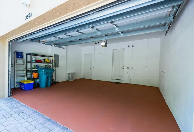 Residence photo 10