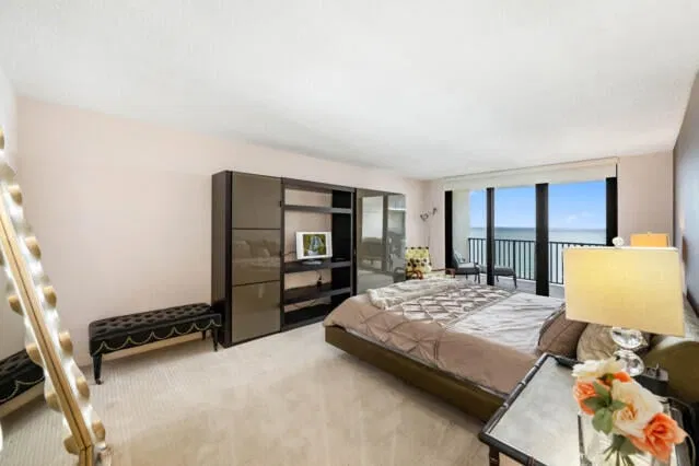 Unit 510 photo 9