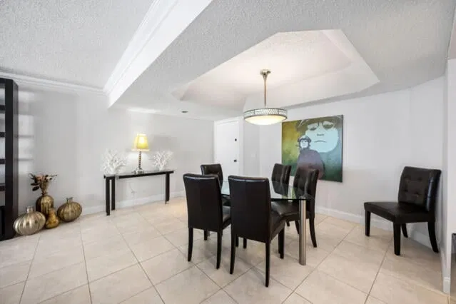 Unit 510 photo 25