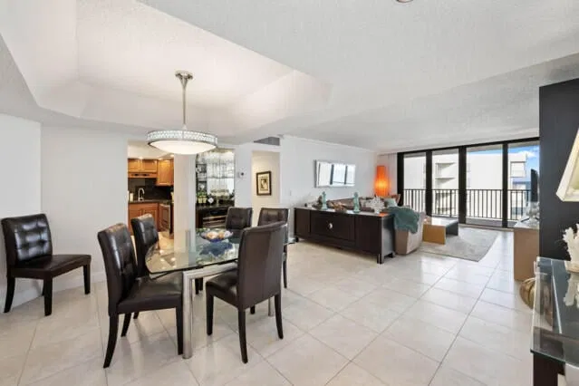 Unit 510 photo 26