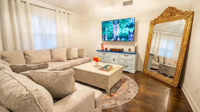 Residence photo 6