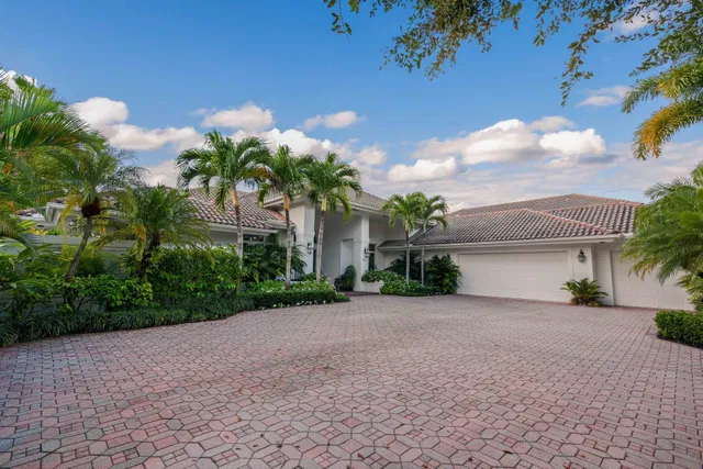 Admirals Cove Residence photo 2