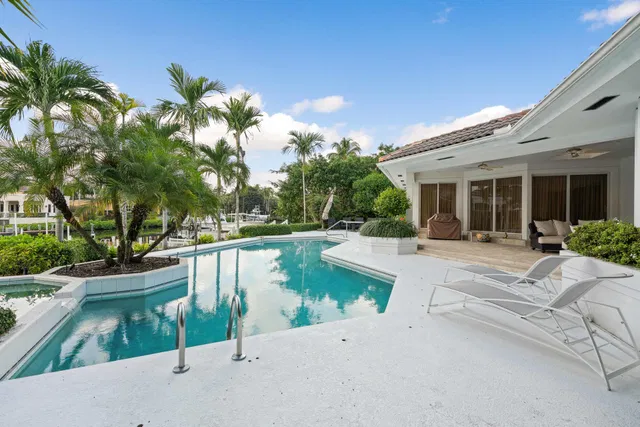 Admirals Cove Residence photo 4