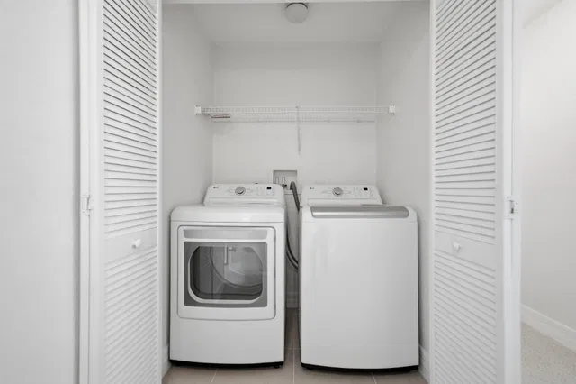 Unit 104 photo 22