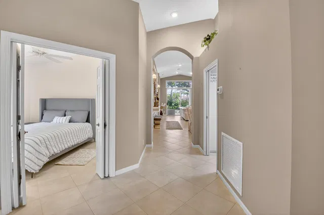 Residence photo 7