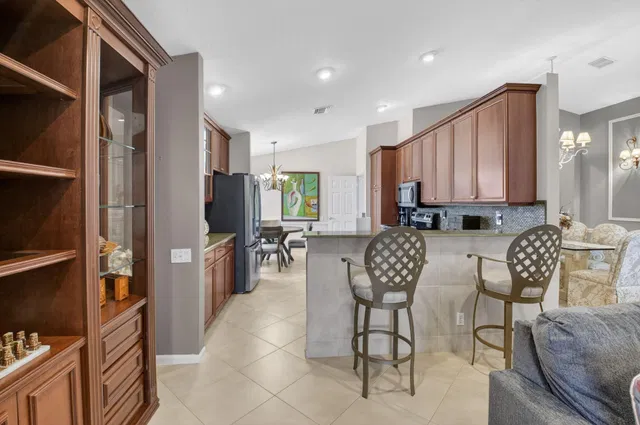 Residence photo 22