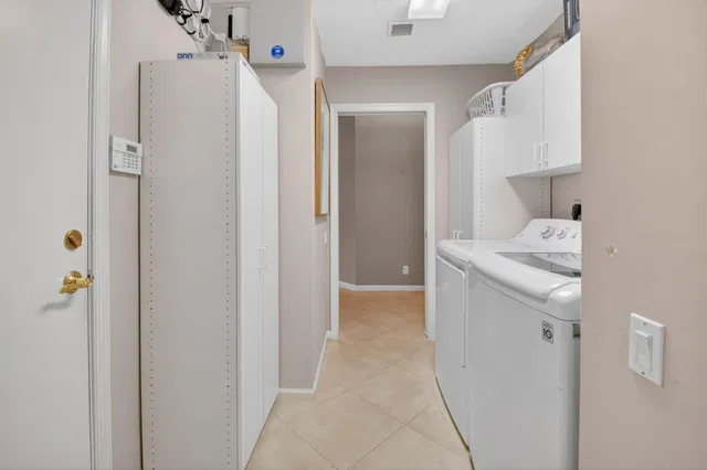 Residence photo 41