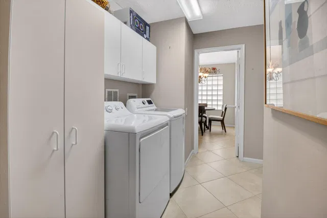 Residence photo 42