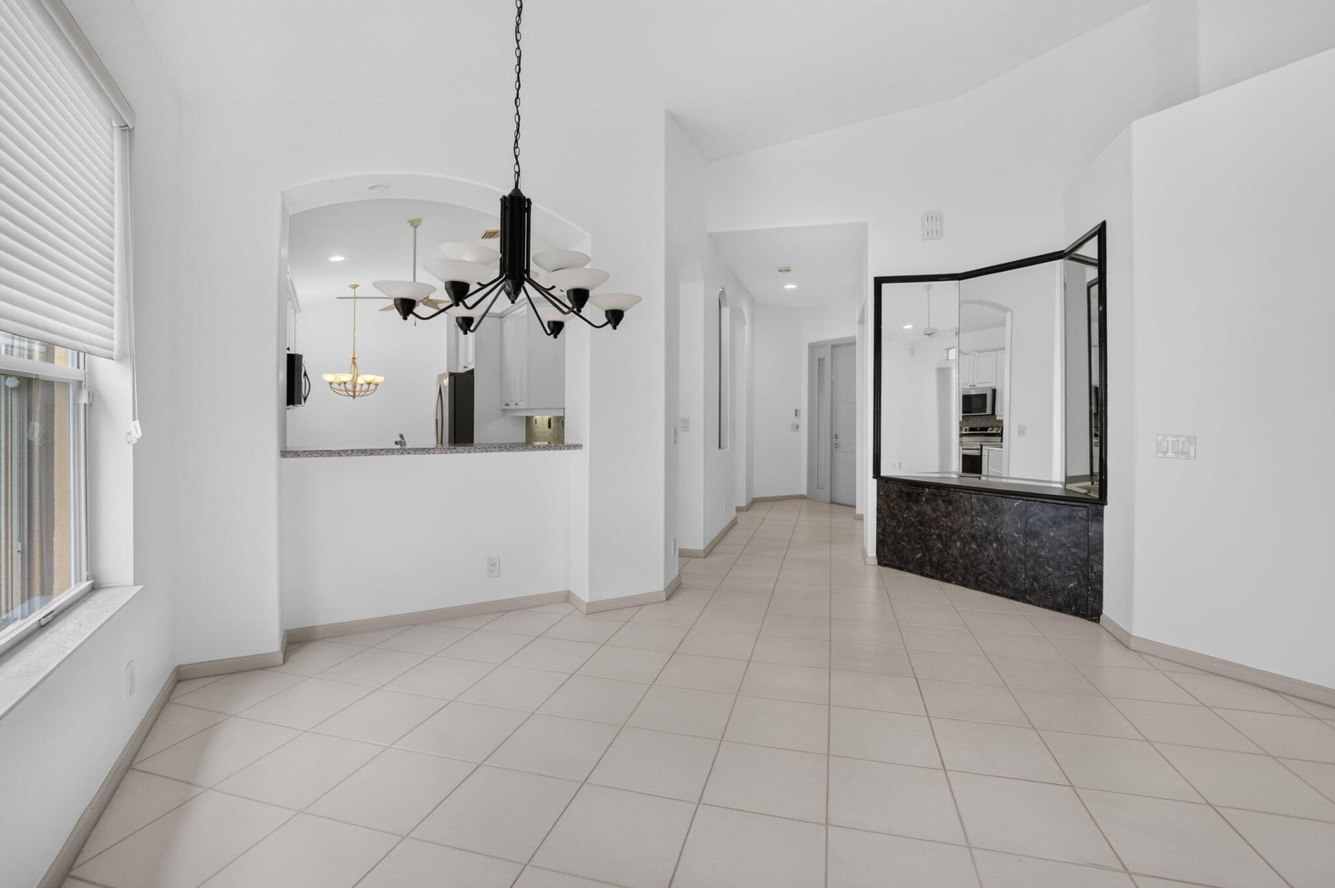 Residence photo 52