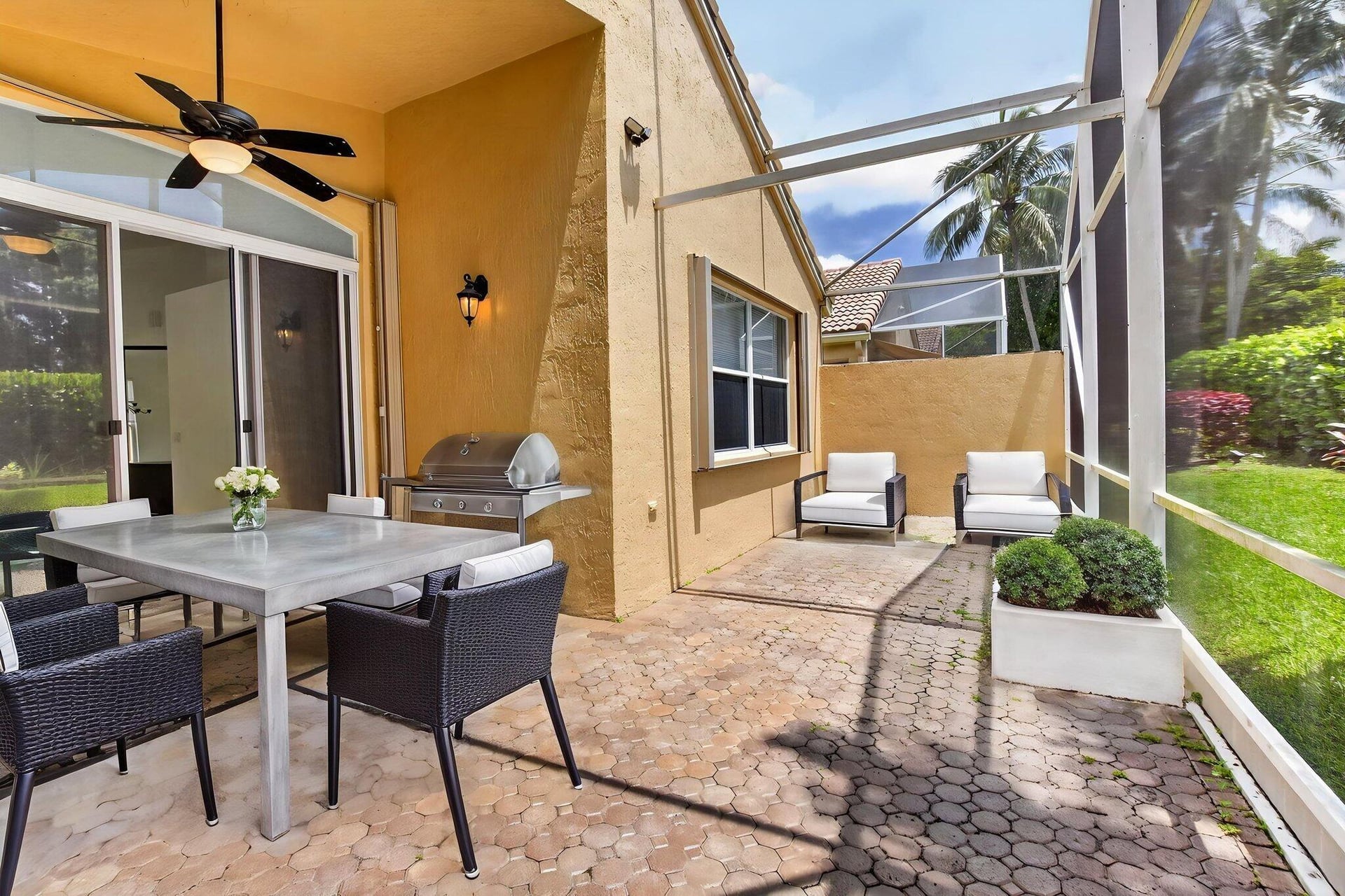 Residence photo 81
