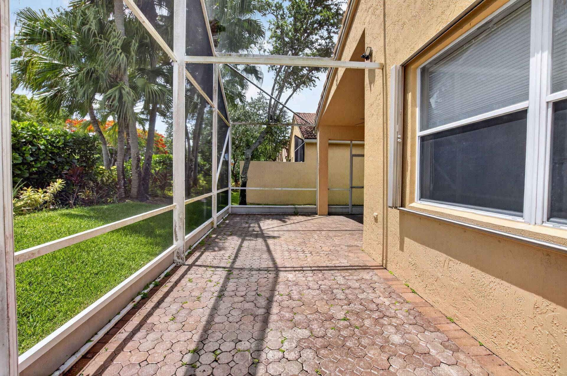 Residence photo 83