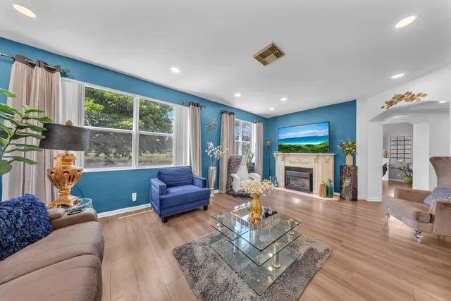 Residence photo 7