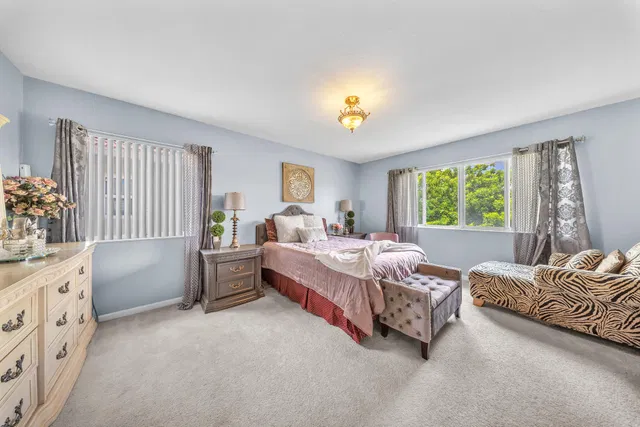 Residence photo 26
