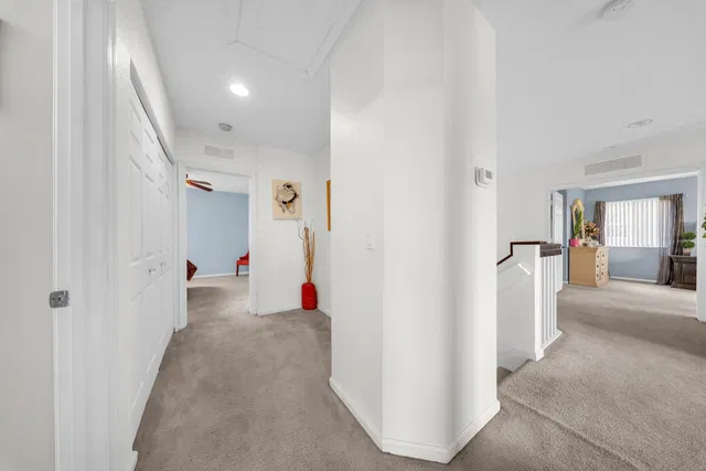 Residence photo 31
