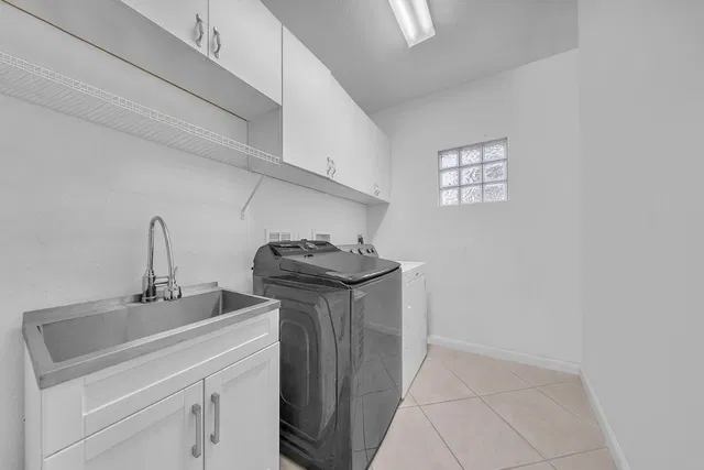 Residence photo 36