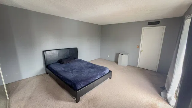  Residence photo 9